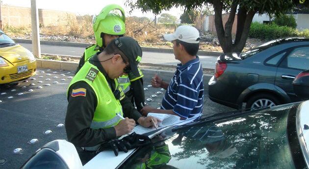 No llevar la licencia de conducción actualizada, es motivo de sanciones 