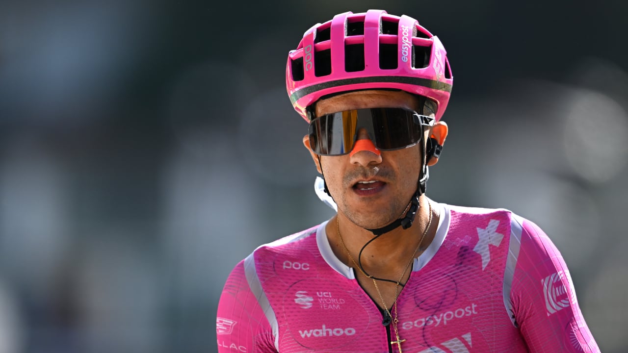 Richard Carapaz pone fin a su paso por el EF Education EasyPost.