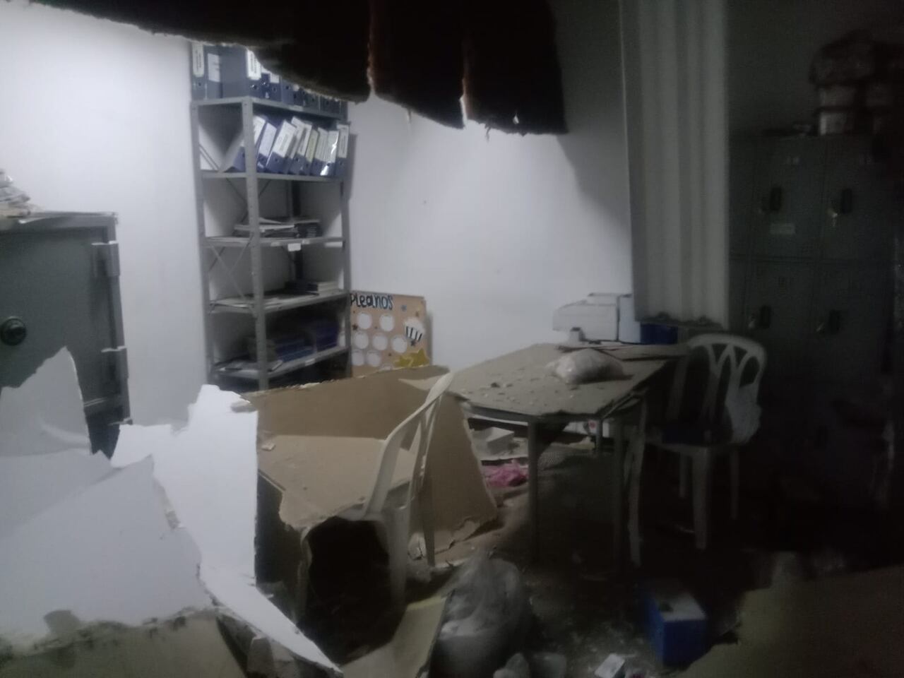 Instalaciones del peaje destruido por el ELN en la noche de este miércoles.