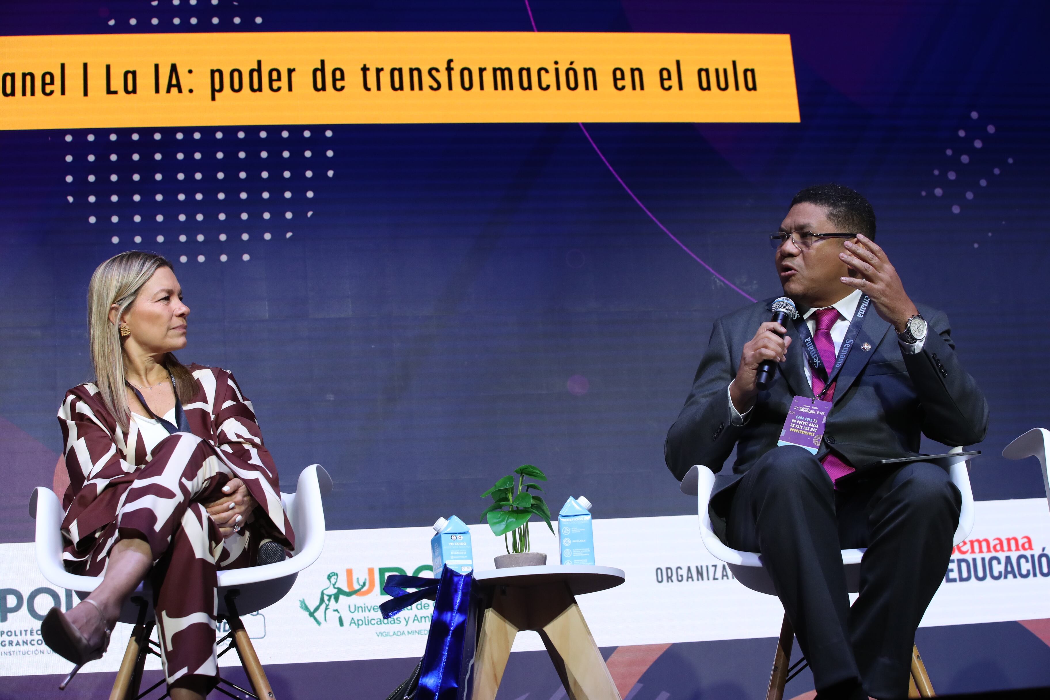 Foto Semana. Cumbre Líderes por la Educación (CLE) 24 y 25 de septiembre de 2025