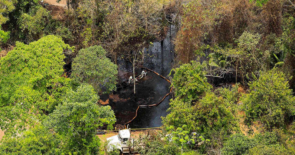 En marzo de 2018 se registró un derrame de crudo que afectó 49 fuentes hídricas de Santander. Foto: Archivo Semana