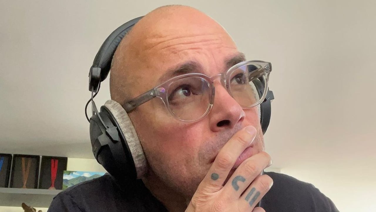 Santiago Cruz habló, entre lágrimas, sobre su proceso de rehabilitación del consumo de drogas: "cumplo 18 años limpio"