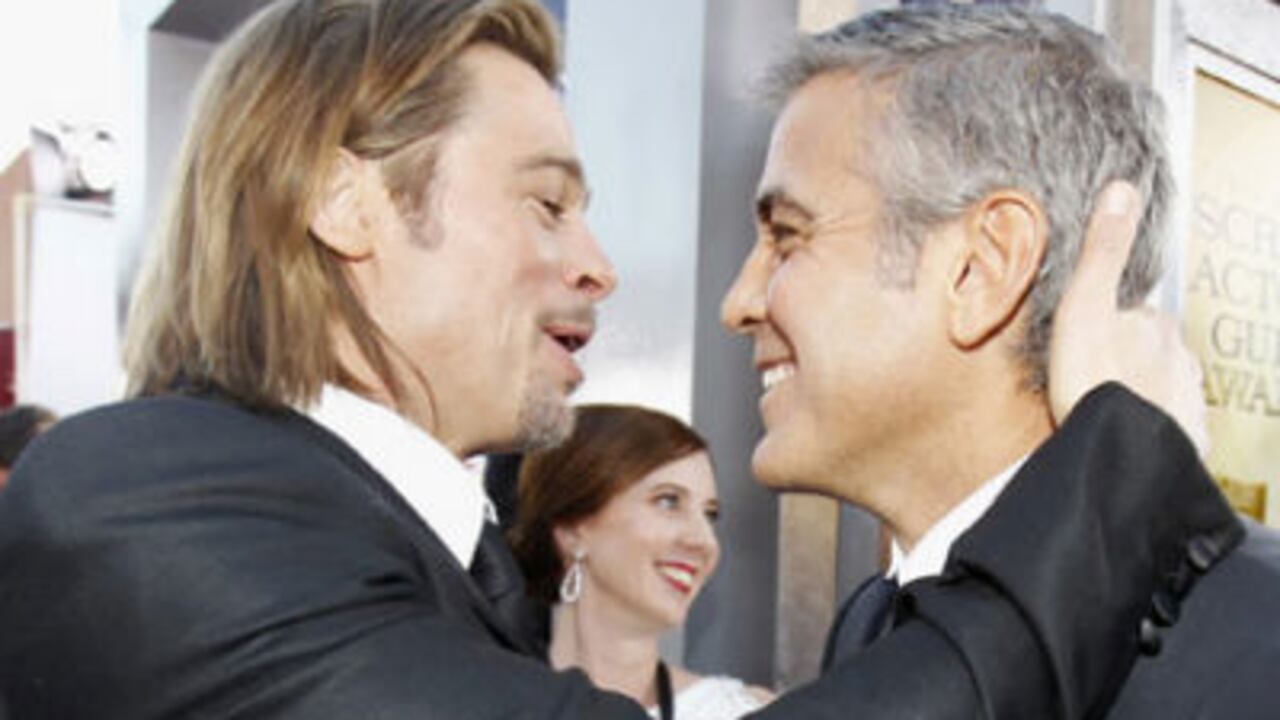 Brad Pitt (i) y George Clooney (d). ¿Es mejor con barba o sin ella?