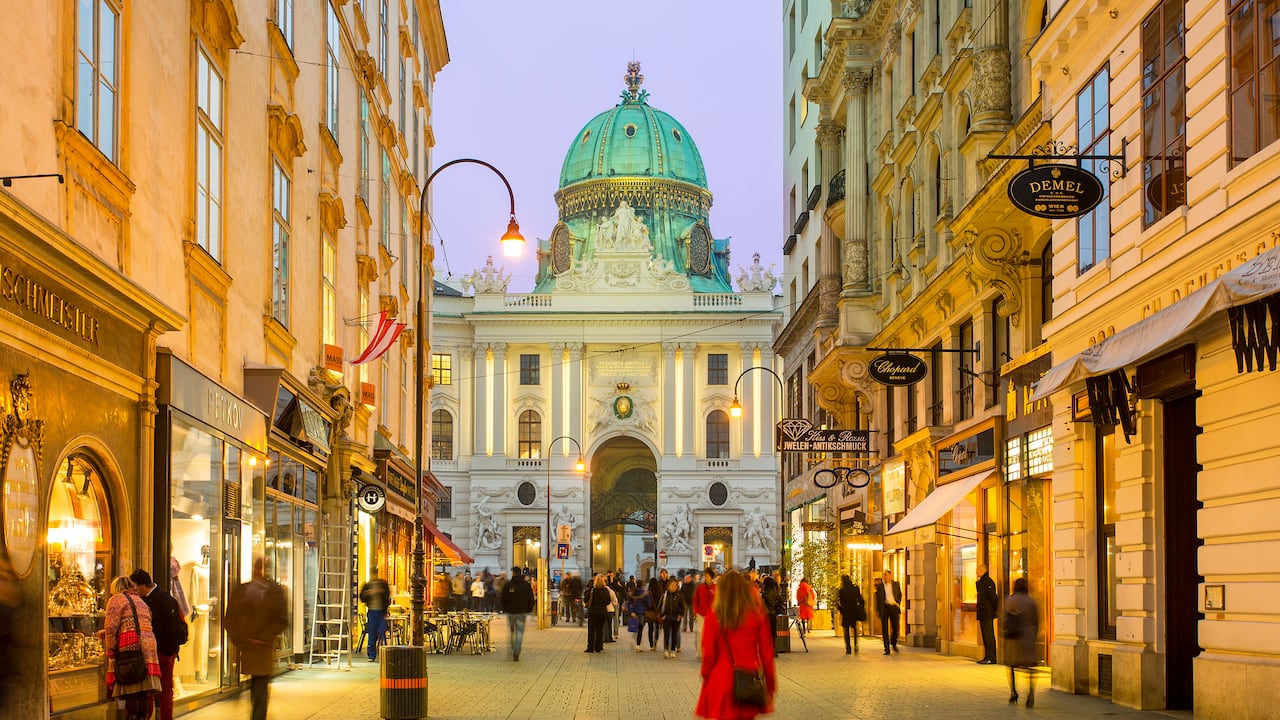 Viena es reconocida por sus impresionantes construcciones.