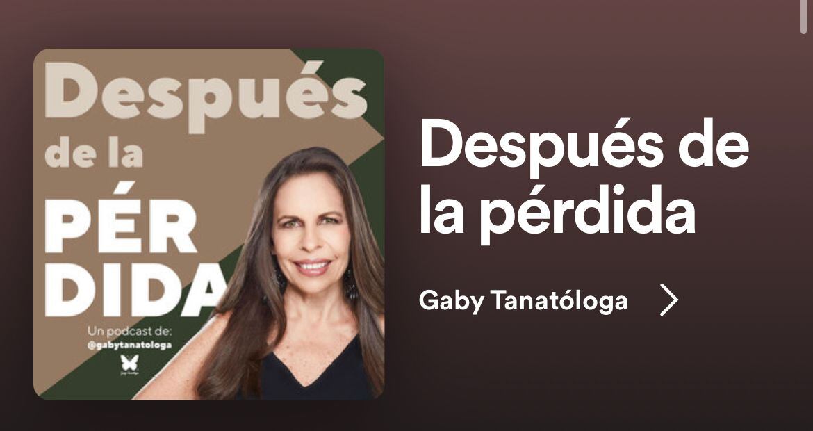 La reconocida autora mexicana Gaby Perez, quien estuvo de visita en Bogotá, comparte su inspiradora perspectiva en su último libro, “Elige No Tener Miedo”. Con más de 25 años de experiencia como tanatóloga, Perez aborda temas difíciles como el miedo, el duelo y el suicidio, ofreciendo consejos valiosos para enfrentar las adversidades de la vida.