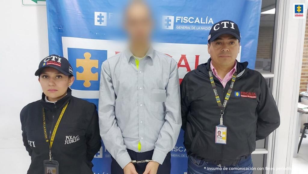 Una niña de 10 años contó en su colegio en Bogotá cómo era víctima de abusos y el responsable era su padrastro