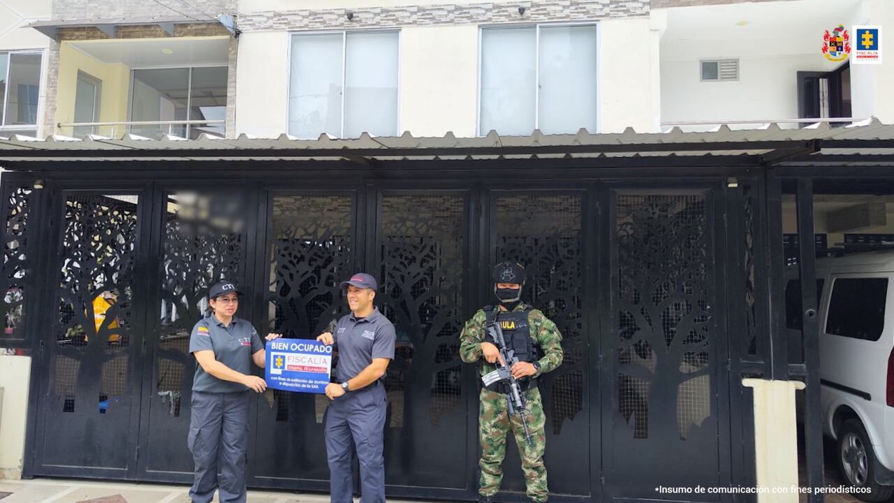 La fortuna que acumularon policías implicados en la poderosa red de contrabando desarticulada por la Fiscalía