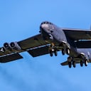 La Fuerza Aérea de Estados Unidos busca que el nuevo pilón del B-52 tenga una gran versatilidad para adaptarse a distintos tipos de armamento.