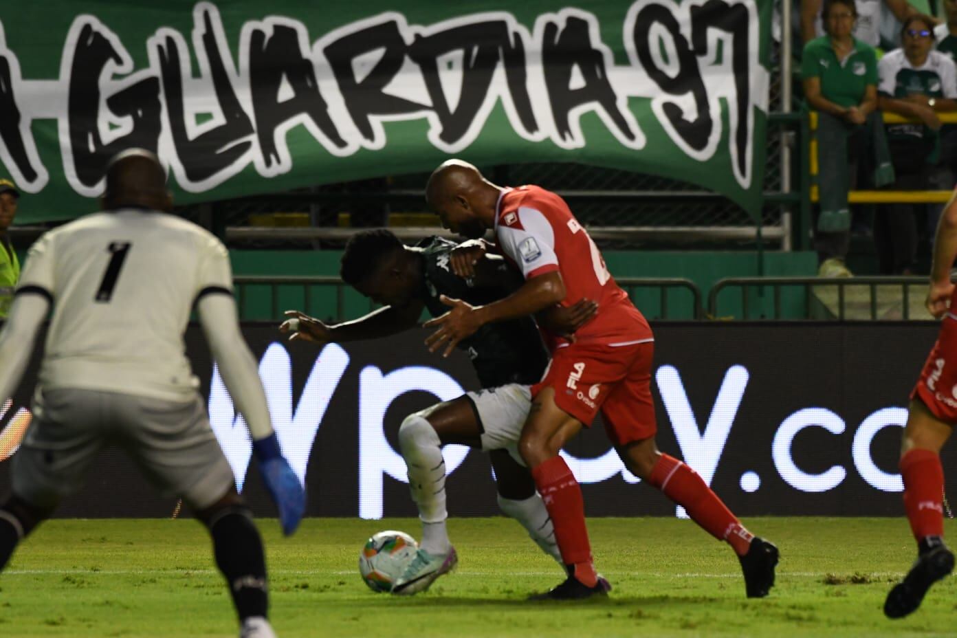 Deportivo Cali Santa fe en el estadio de Palmaseca