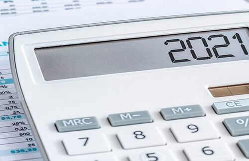 Juristas temen efectos adversos por más impuestos a las empresas