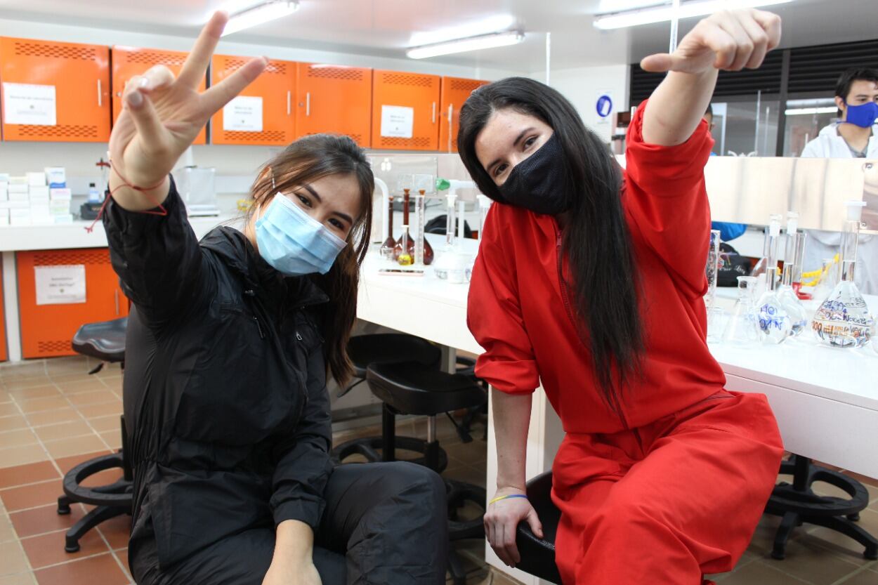 Durante la contingencia, la universidad otorgó más de 2.000 bonos de alimentación y conexión a internet para sus estudiantes en las regiones y ciudades capitales donde hace presencia la institución.