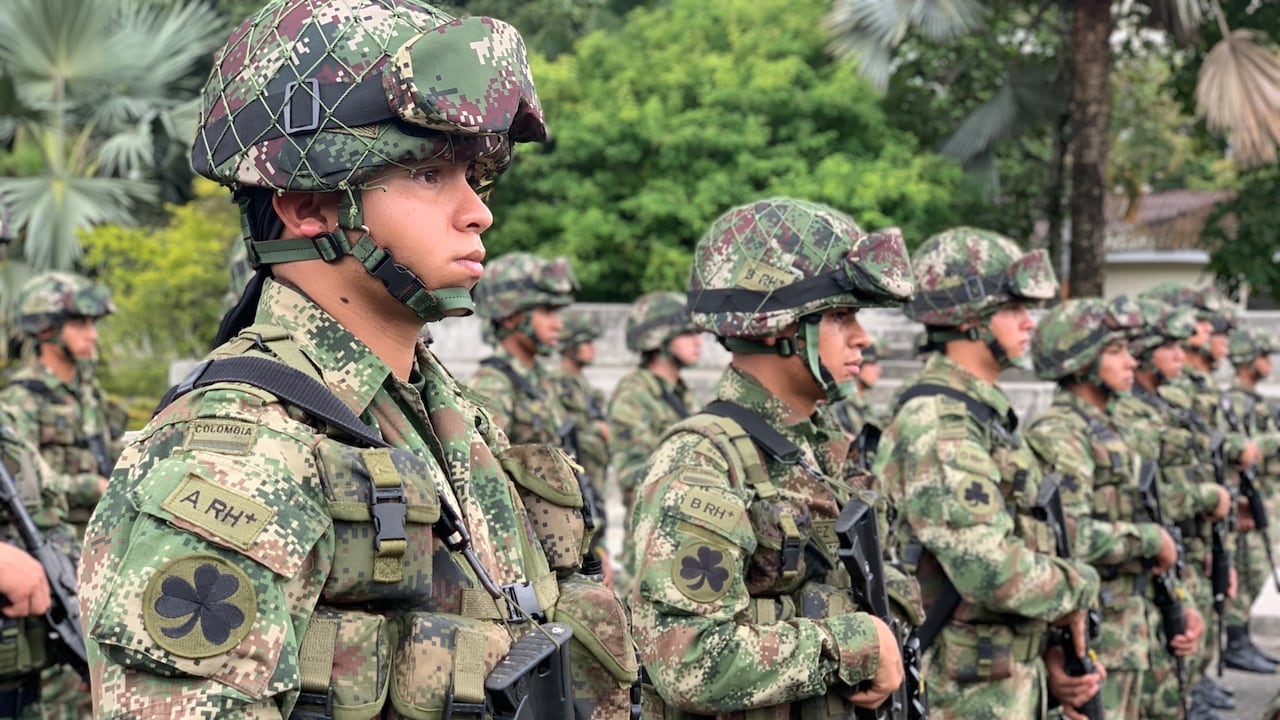 Los soldados fueron recibidos en el Batallón Palacé de Buga.