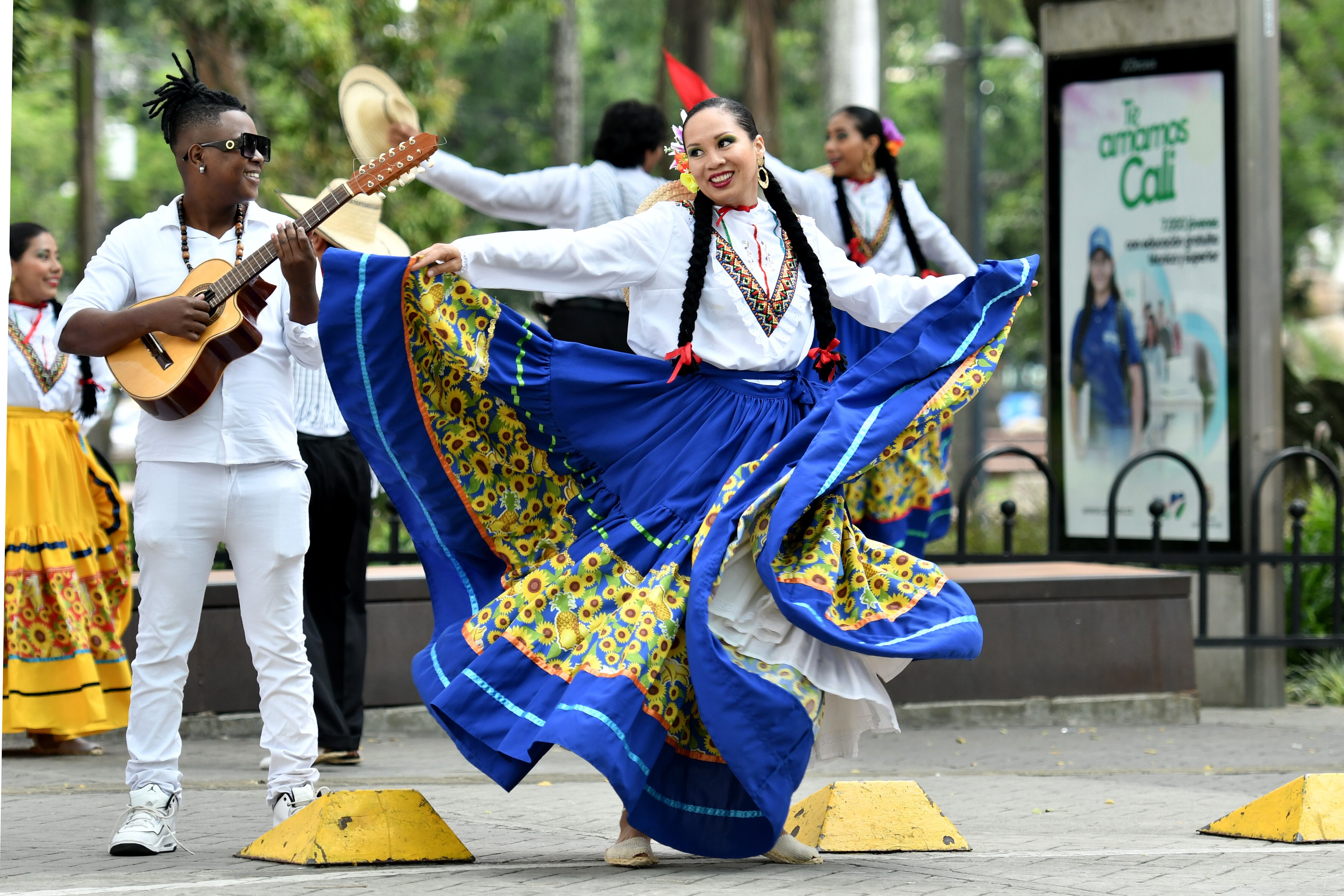 Encuentro Mundial de las Culturas Populares
