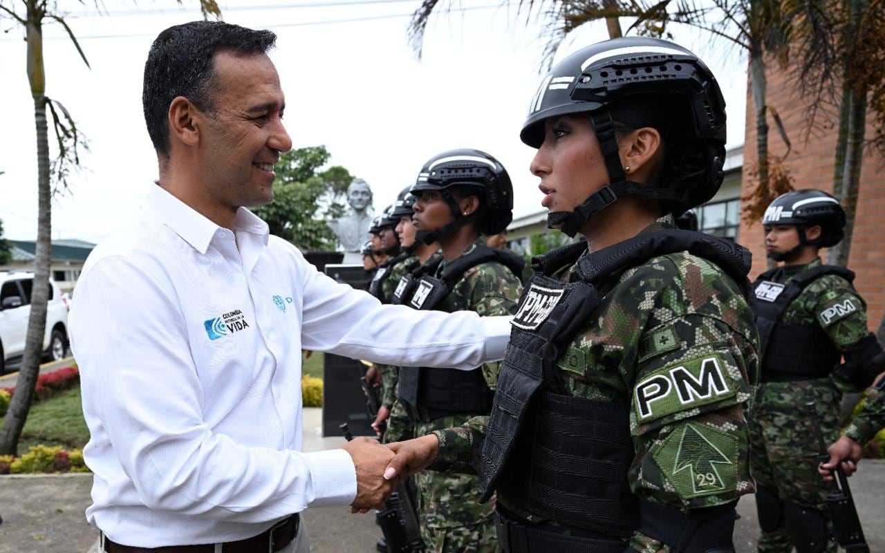 Los ministros de Defensa, Pedro Sánchez, y del Interior, Armando Benedetti, lideraron un consejo de seguridad en el Cauca.
