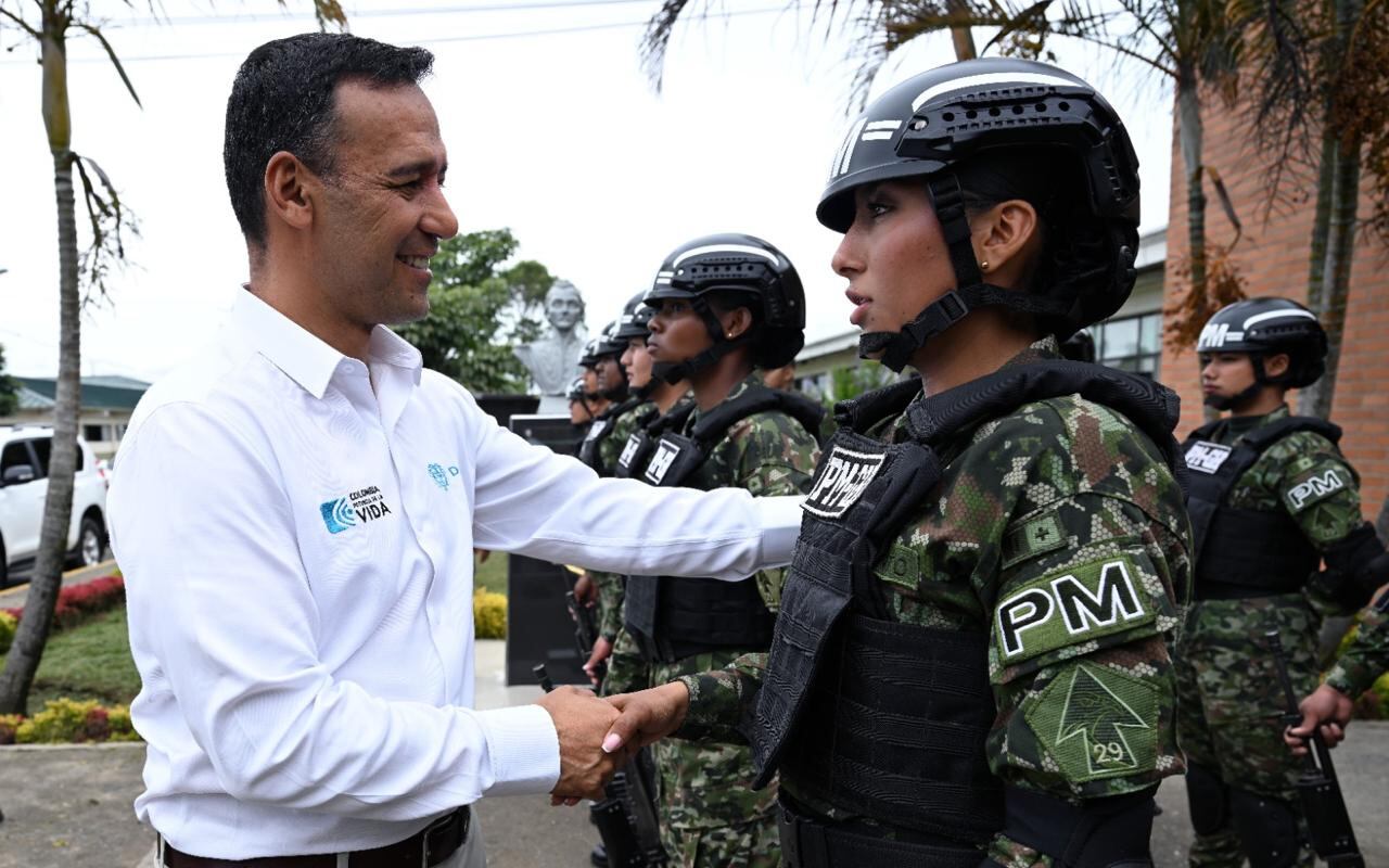 Los ministros de Defensa, Pedro Sánchez, y del Interior, Armando Benedetti, lideraron un consejo de seguridad en el Cauca.