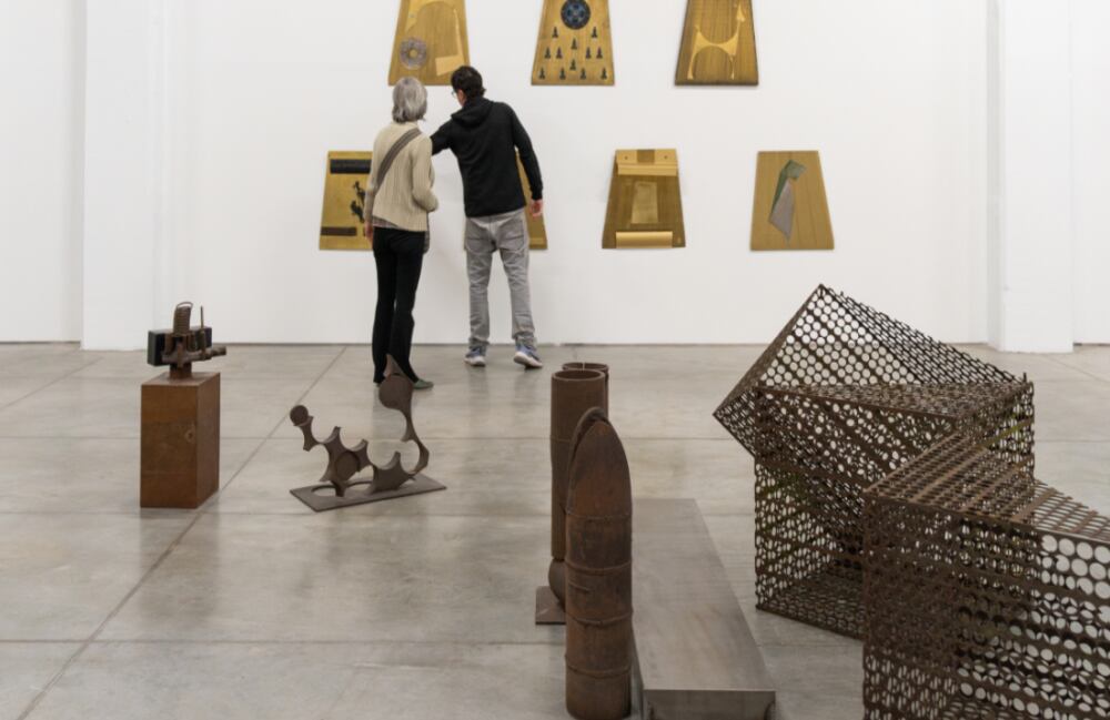 Acoplamientos: una exposición que reúne 50 años de creación artística de Edelmira Boller