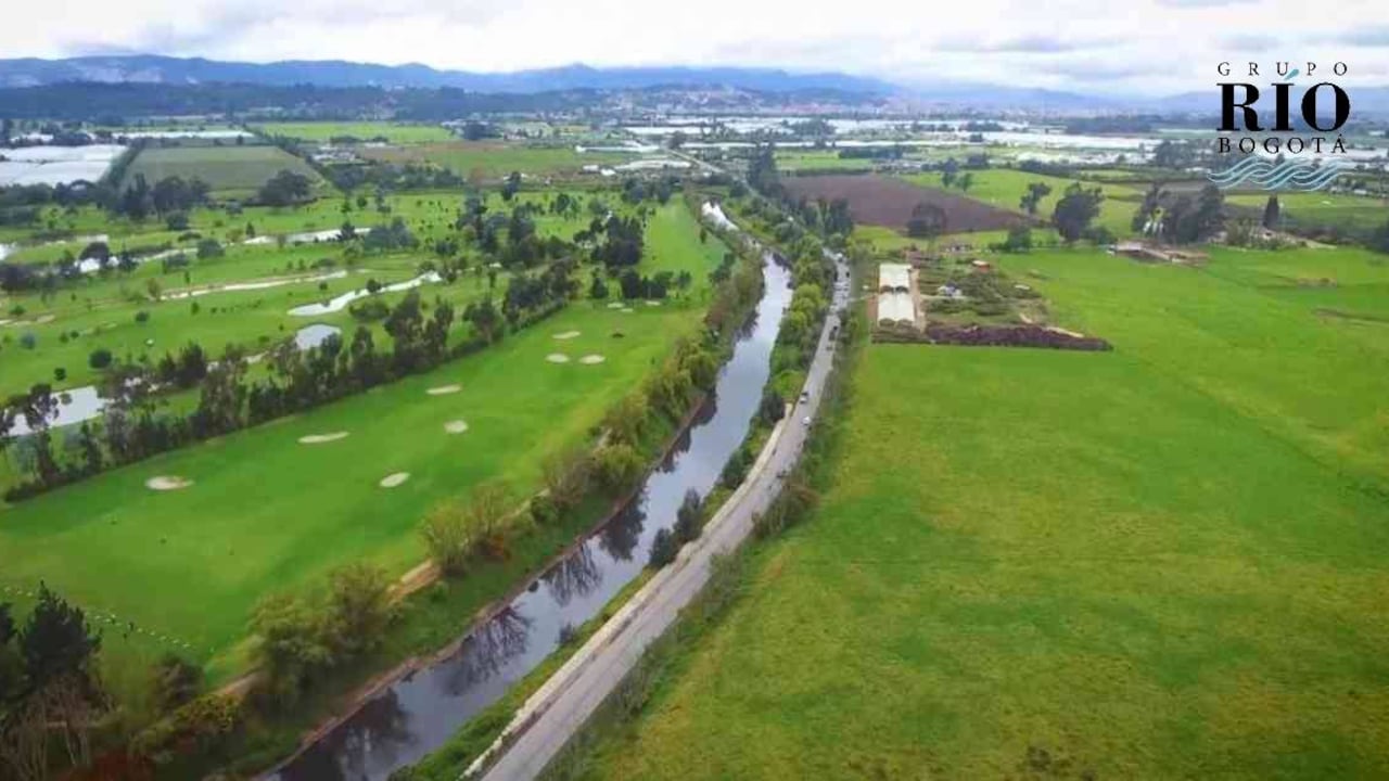 Con un inversión total cercana a 5,92 billones de pesos, según DNP, el proyecto de recuperación del río Bogotá es uno de los más ambiciosos en términos de inversión monetaria. Foto: EAAB - Colombia hoy.