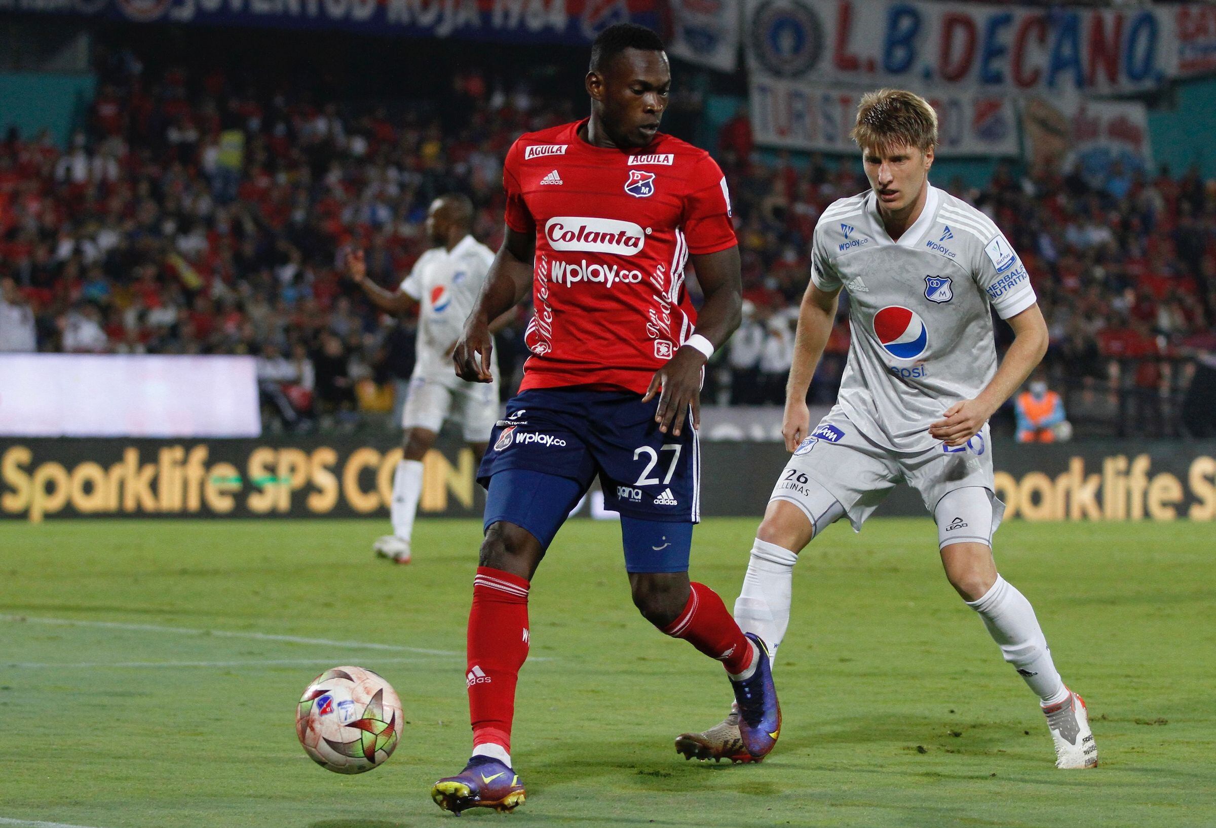 DIM venció al líder del FPC