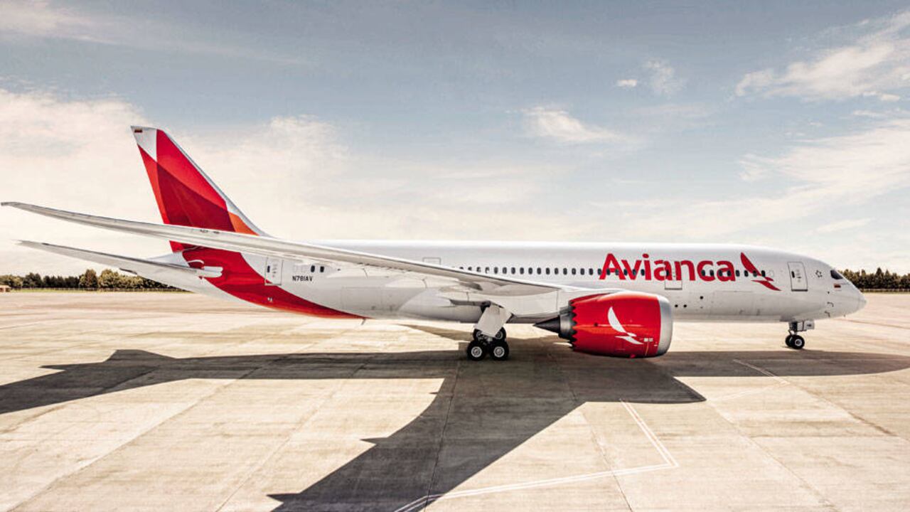 La solución tras la emergencia fue que el avión aterrizara en el aeropuerto de Tocumen debiendo retornar de la ruta que estaba inicialmente planificada.