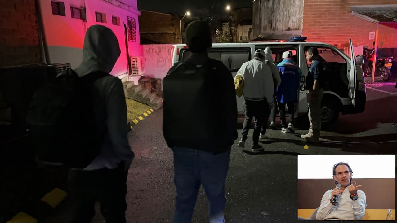 Imagen de la operación en la que son expulsados nueve venezolanos.