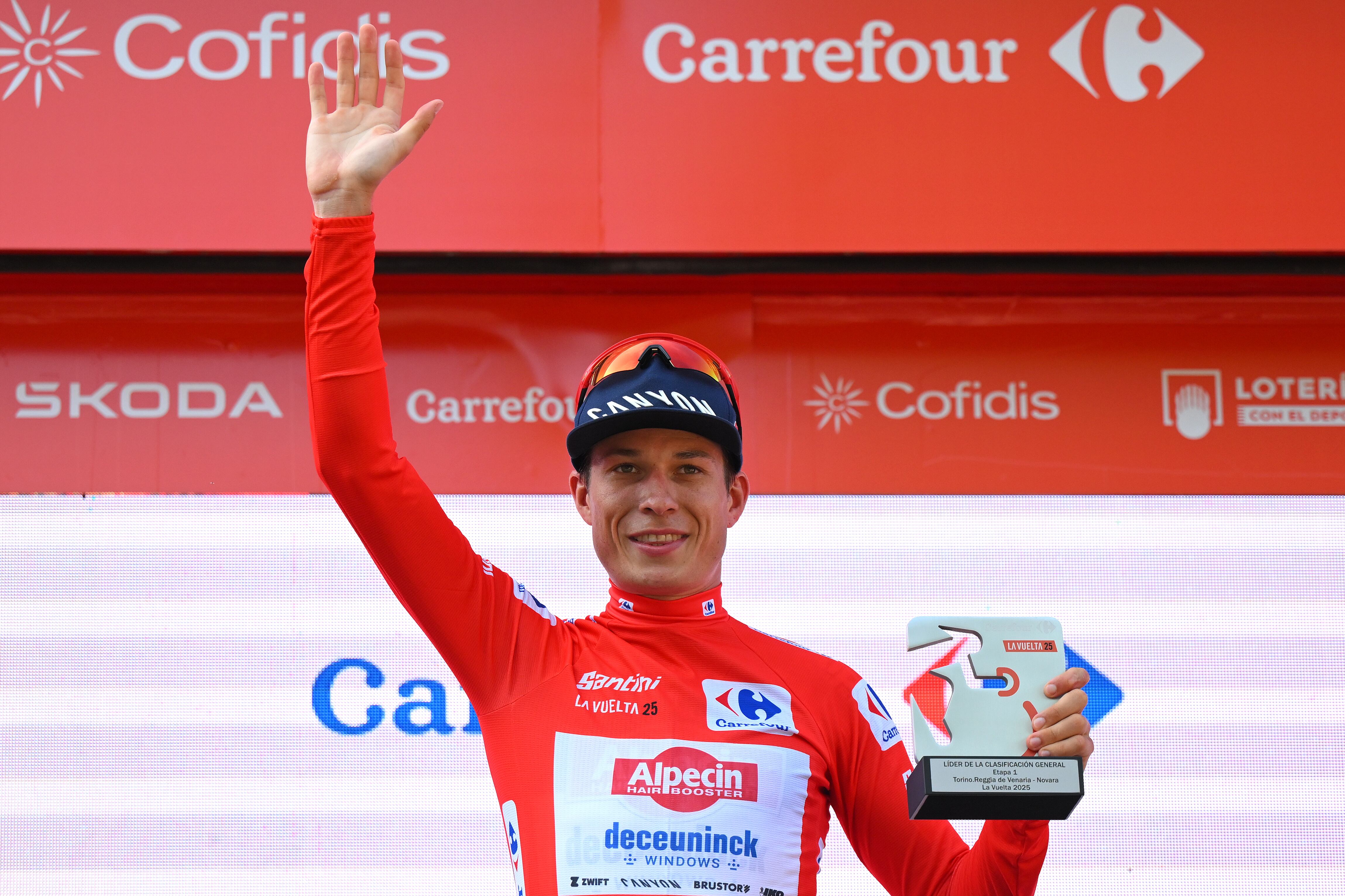 Jasper Philipsen, primer líder de La Vuelta a España 2025.