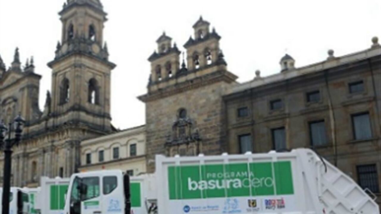 Nuevos carros compactadores de basura para Bogotá.