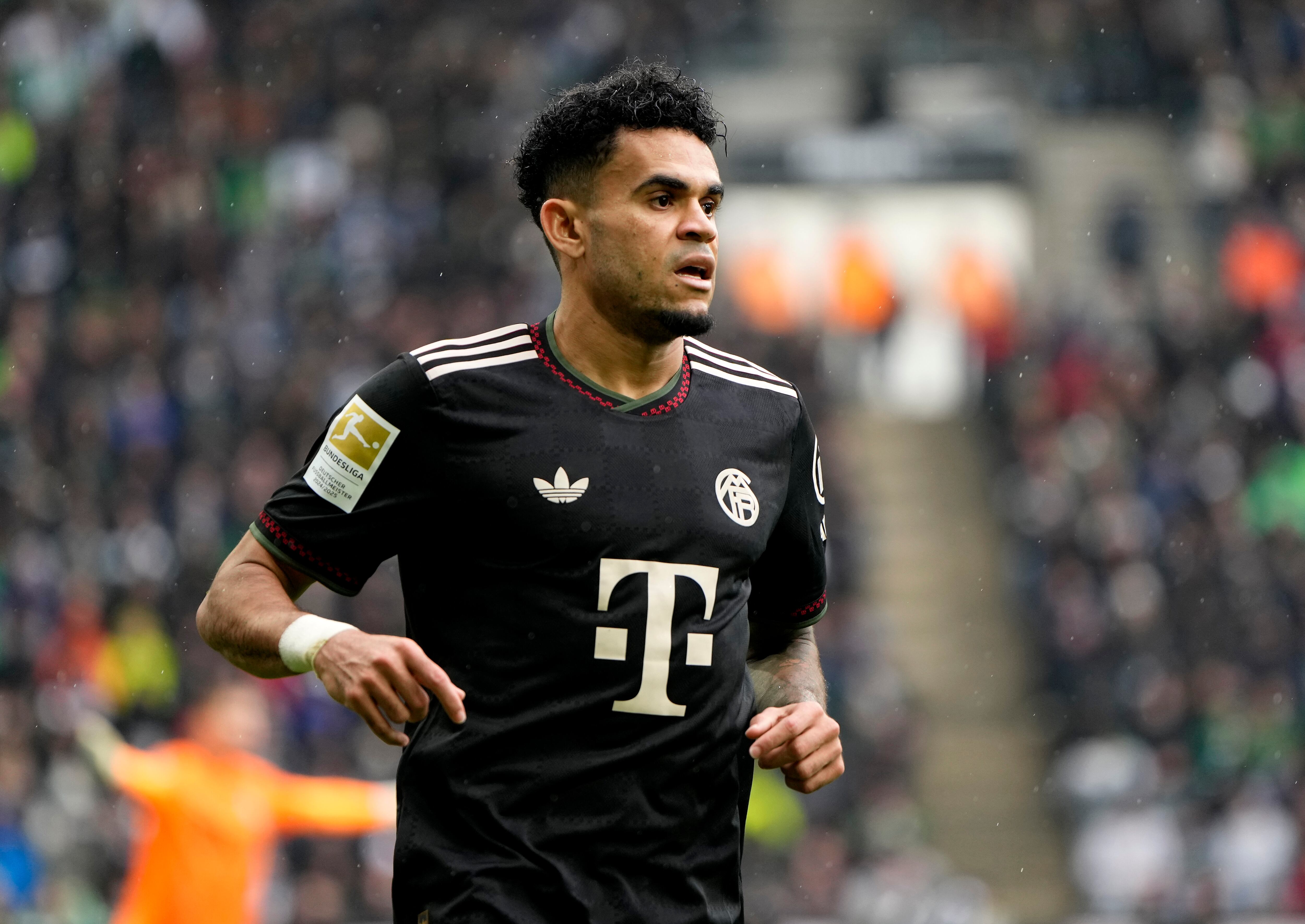 MOENCHENGLADBACH, GERMANY - OCTOBER 25: Luis Diaz of Bayern Munich looks on during the Bundesliga match between Borussia Mönchengladbach and FC Bayern München at Borussia-Park on October 25, 2025 in Moenchengladbach, Germany. (Photo by S. Mellar/FC Bayern via Getty Images)