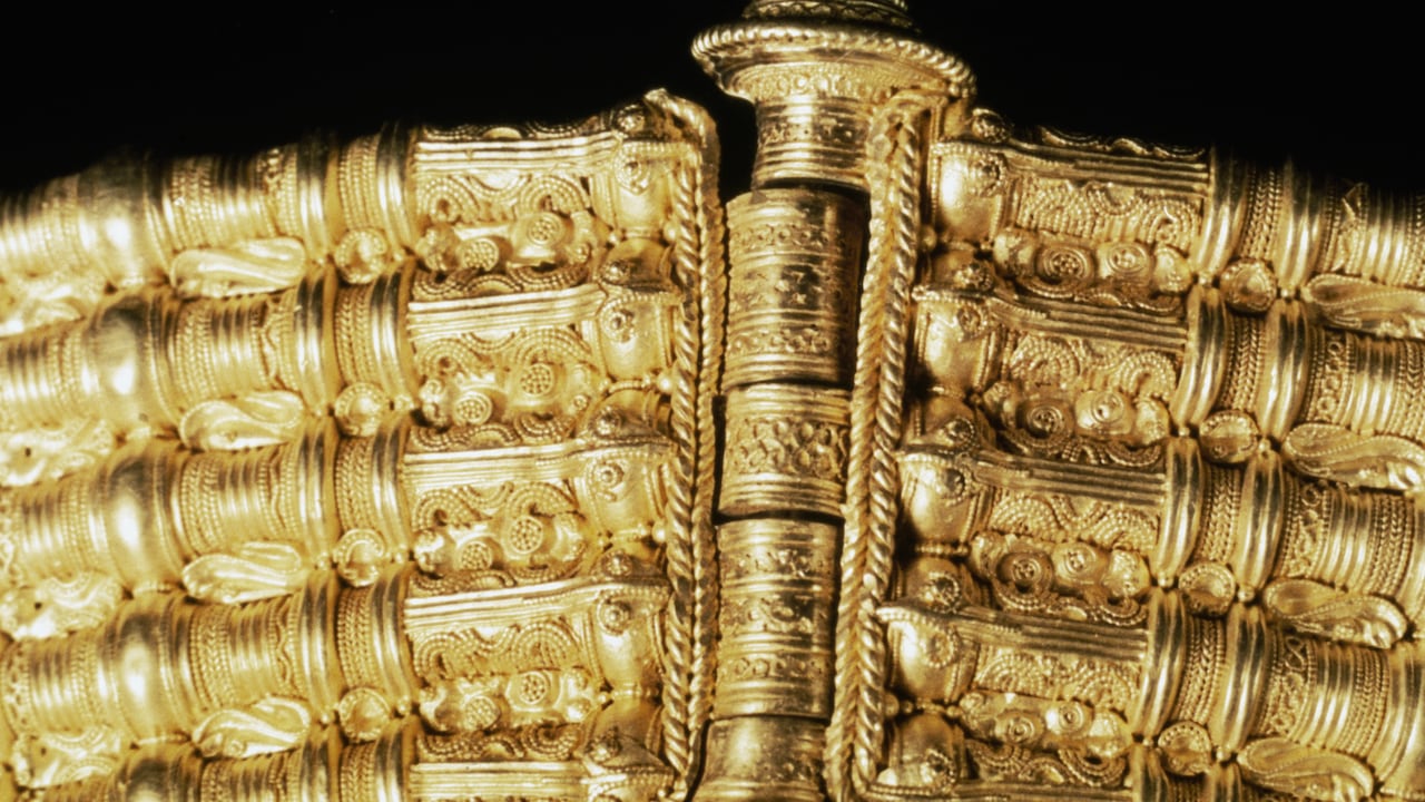 Collar de oro. Civilización escandinava, siglos V-VI. Arte orfebre.