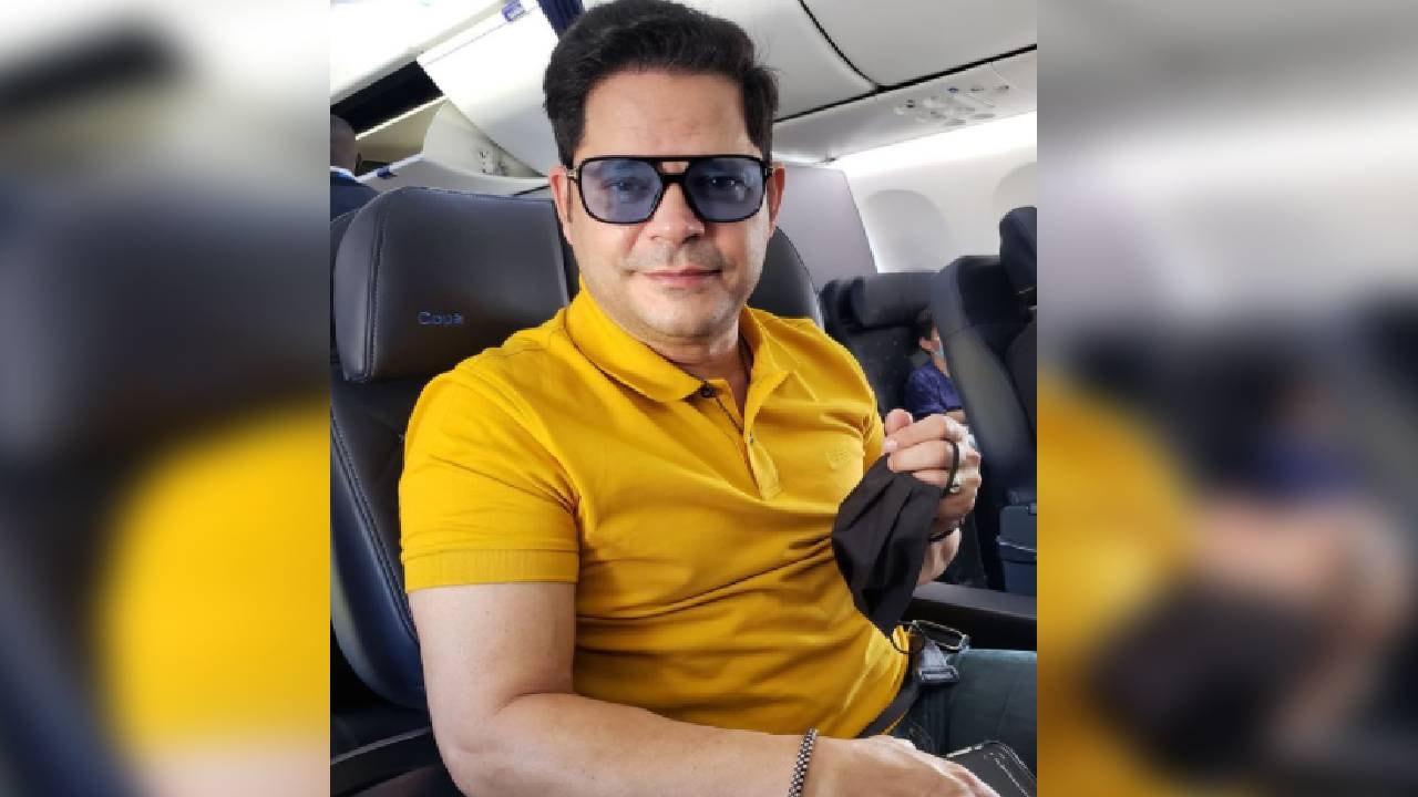 El cantante Rey Ruiz canceló sus presentaciones en la Feria de Cali por dar positivo para covid-19. Foto: Instagram @reyruizsalsa.