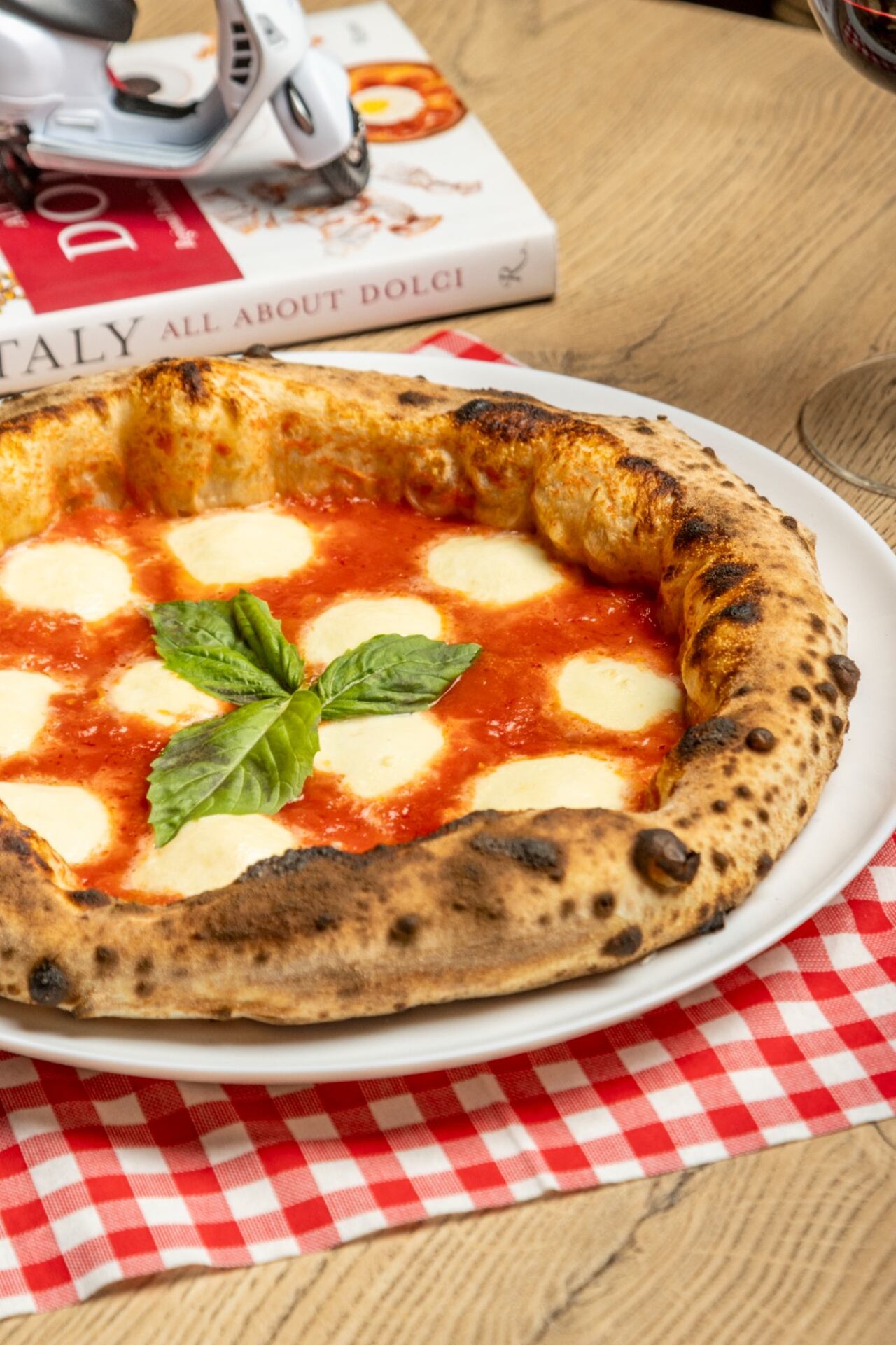 Las características tradicionales de la receta de Pizzardi cautivaron a los calificadores de la Verace Pizza Napoletana.