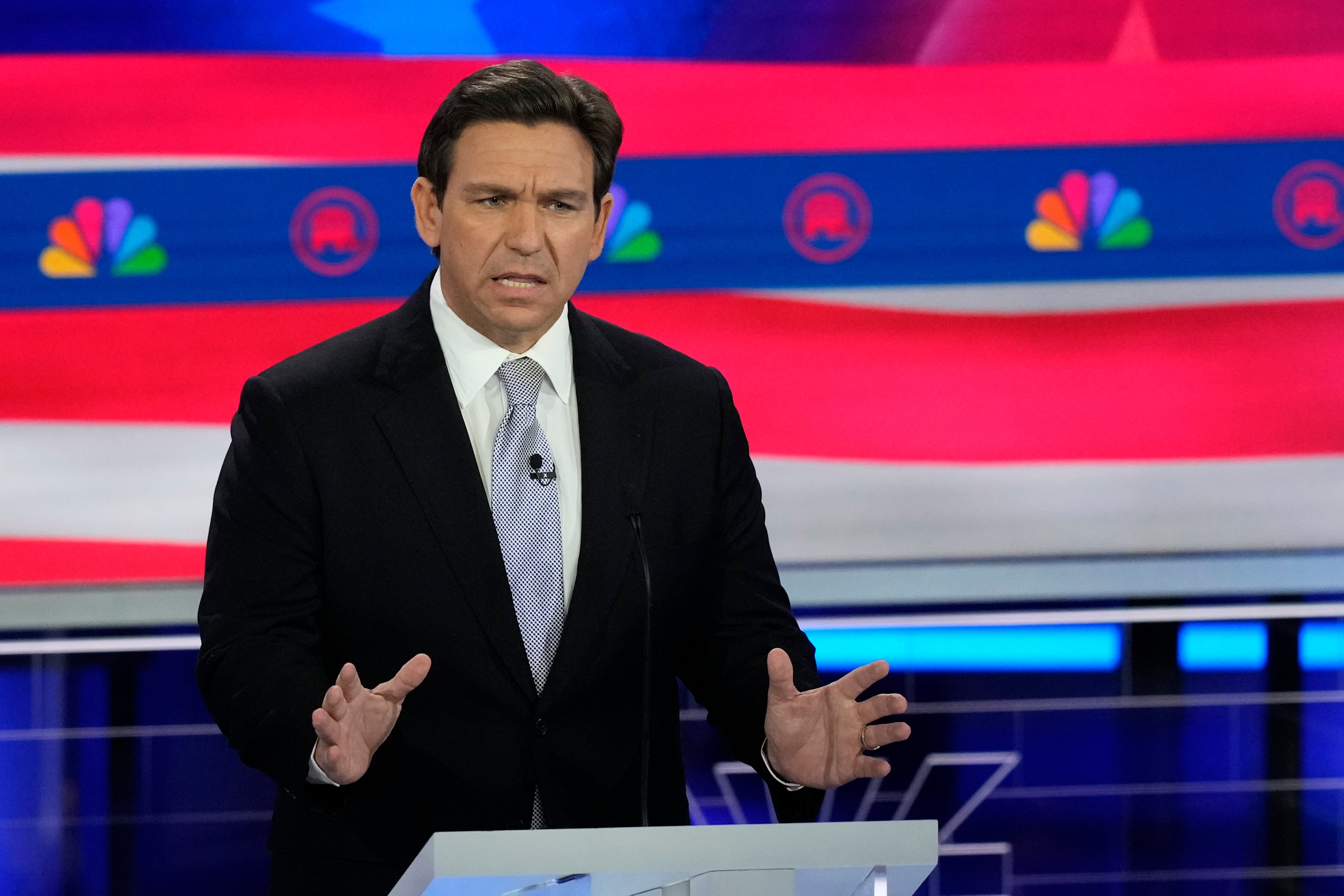 De Santis está decidido a eliminar las visas de quienes apoyen a Hamás.