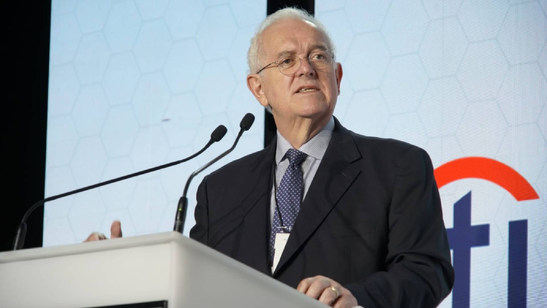 En 2021 el gobierno del expresidente Iván Duque vendió el 51,4 % de las acciones que tenía la Nación en ISA.