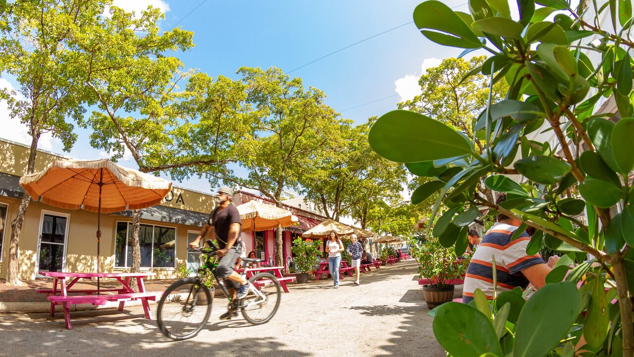 NO USAR, USO EXCLUSIVO MEJOR COLOMBIA, Mujeres Sabina Covo