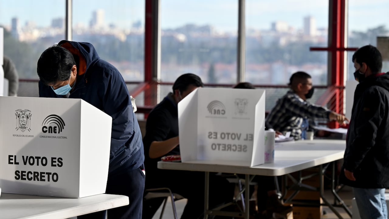 Ecuador tendrá elecciones generales anticipadas para completar el actual periodo, que concluye en 2025, tras la disolución del Congreso por parte de Lasso.