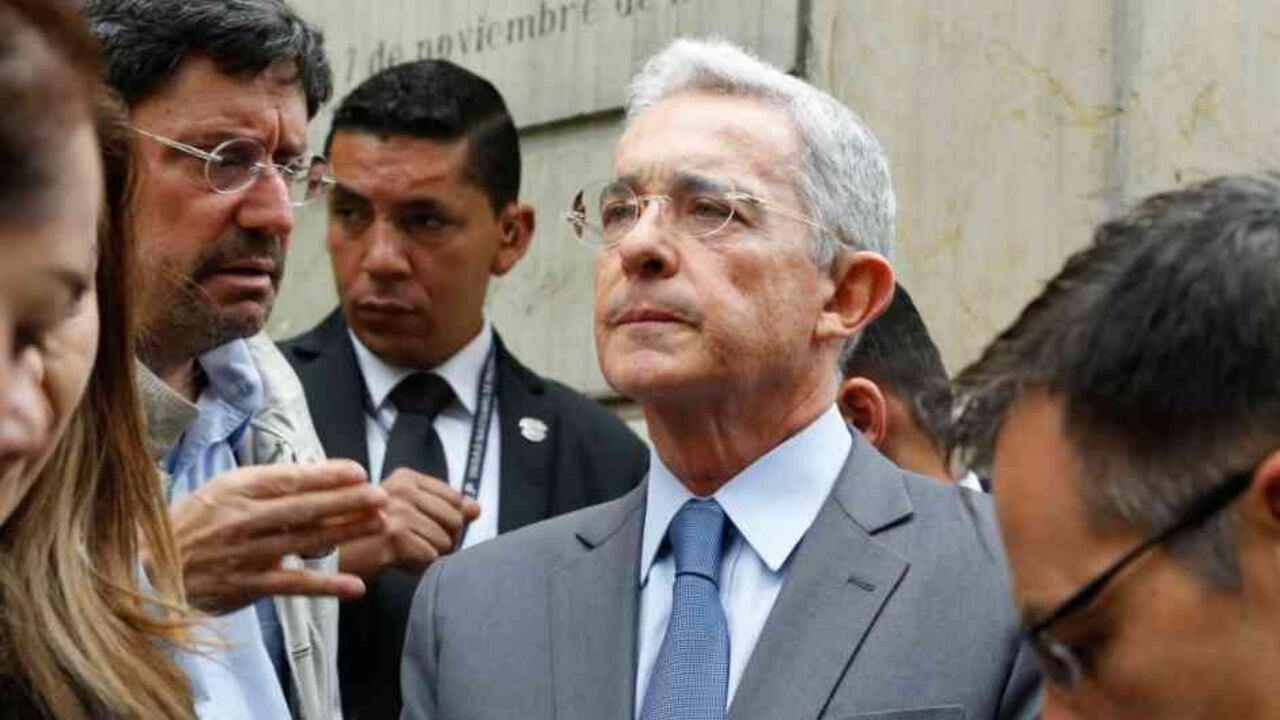 Álvaro Uribe confirmó que superó el coronavirus | Colombia hoy