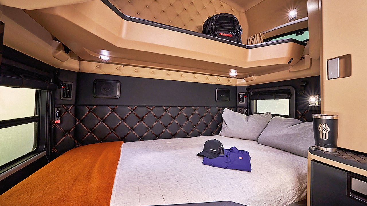 Los camarotes se adaptan a las necesidades de los clientes. Pueden llevar diferentes tipos de camas, lavamanos, neveras y hasta escritorios.