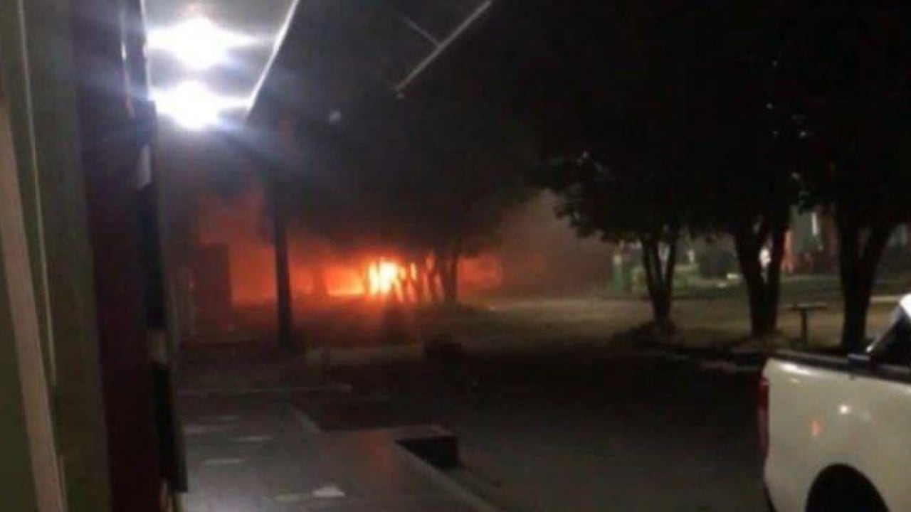 Un carro bomba fue activado en el centro de la población de Saravena