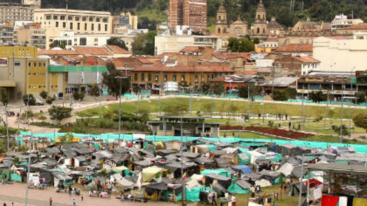 En Colombia, el número de desplazados por el conflicto armado supera los 3 millones de personas.