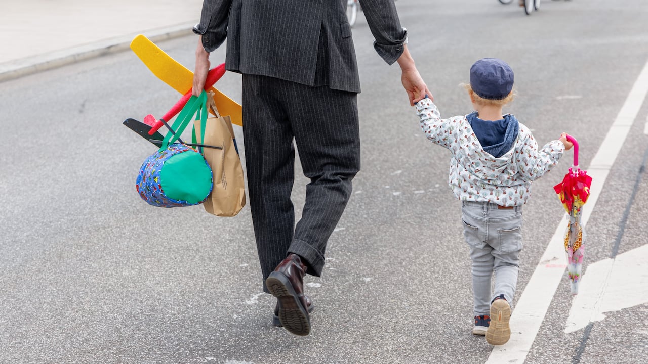 Los padres podrán recibir un jugoso bono de aceptar ser padres por primera vez