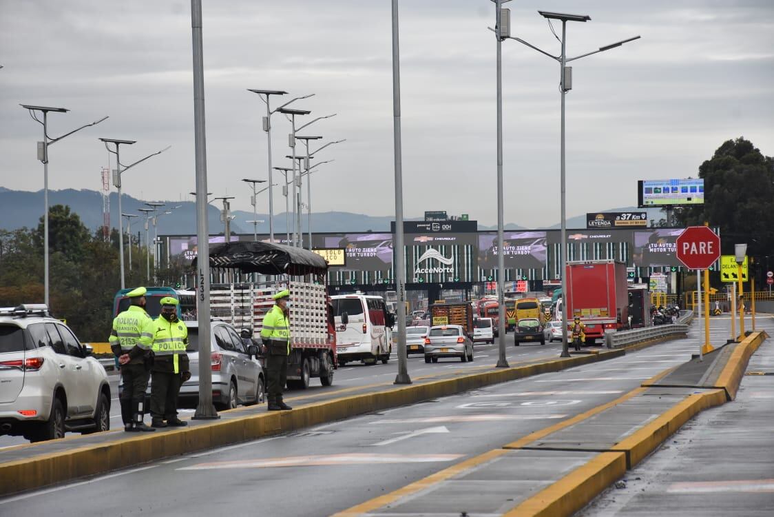 Autoridades dan recomendaciones para viajar en puente festivo