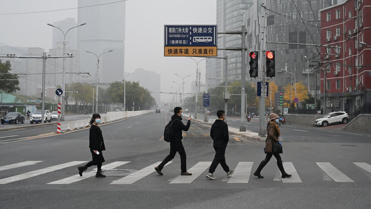 Los habitantes de la capital china han visto notablemente limitada su movilidad en la ciudad