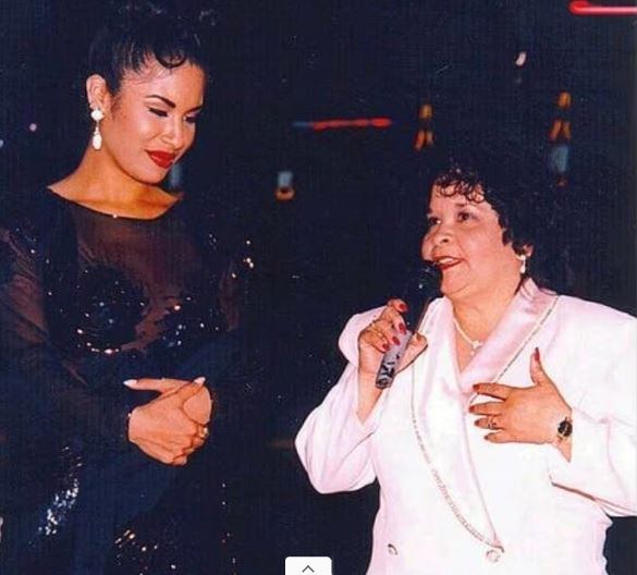 Selena y Yolanda Saldívar