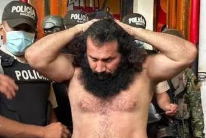 Asumió el mando de la organización en 2020, tras los fallecimientos de sus amigos Jorge Luis Zambrano, alias Rasquiña, y Junior Roldán, JR.