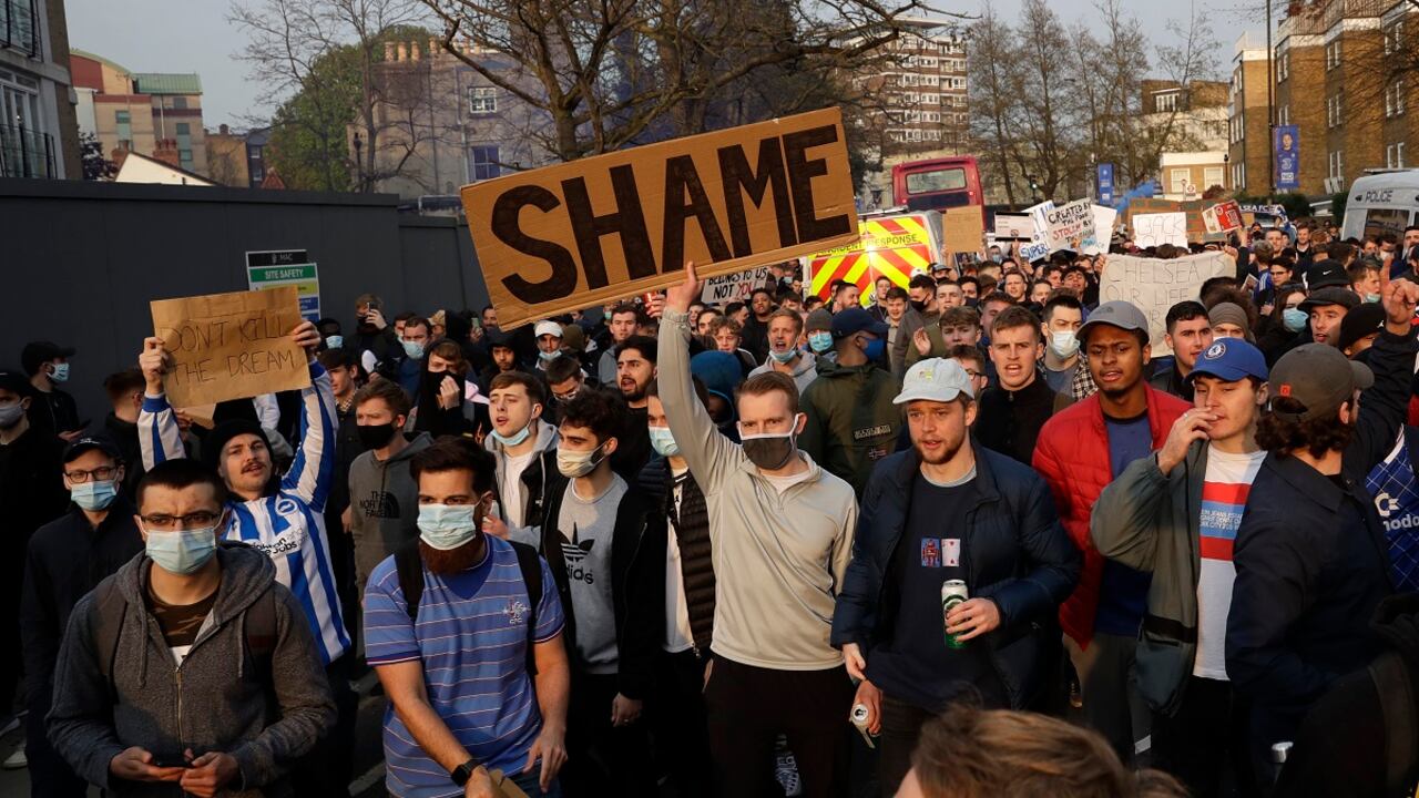 Los hinchas del Chelsea se manifestaron esta semana en contra de la Superliga.
