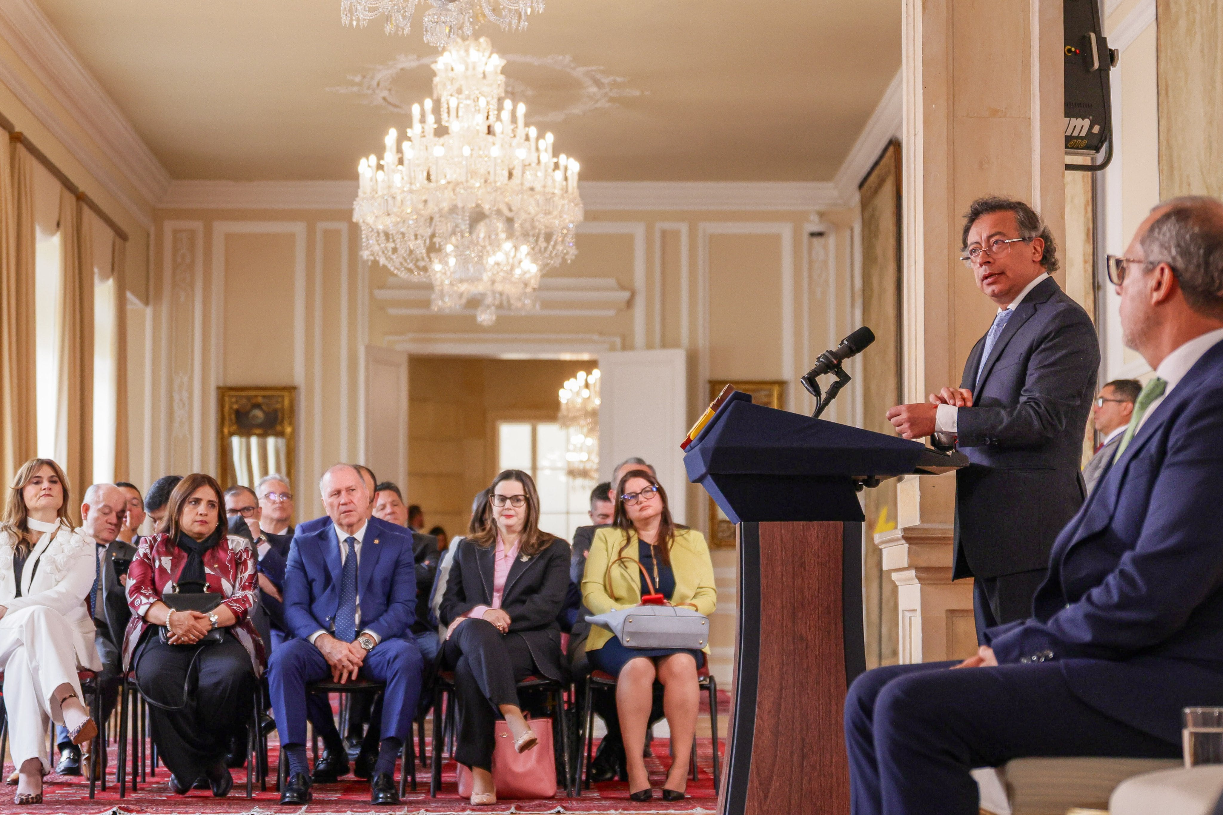 El pronunciamiento se dio durante la ceremonia de posesión del nuevo magistrado de la Corte Constitucional.