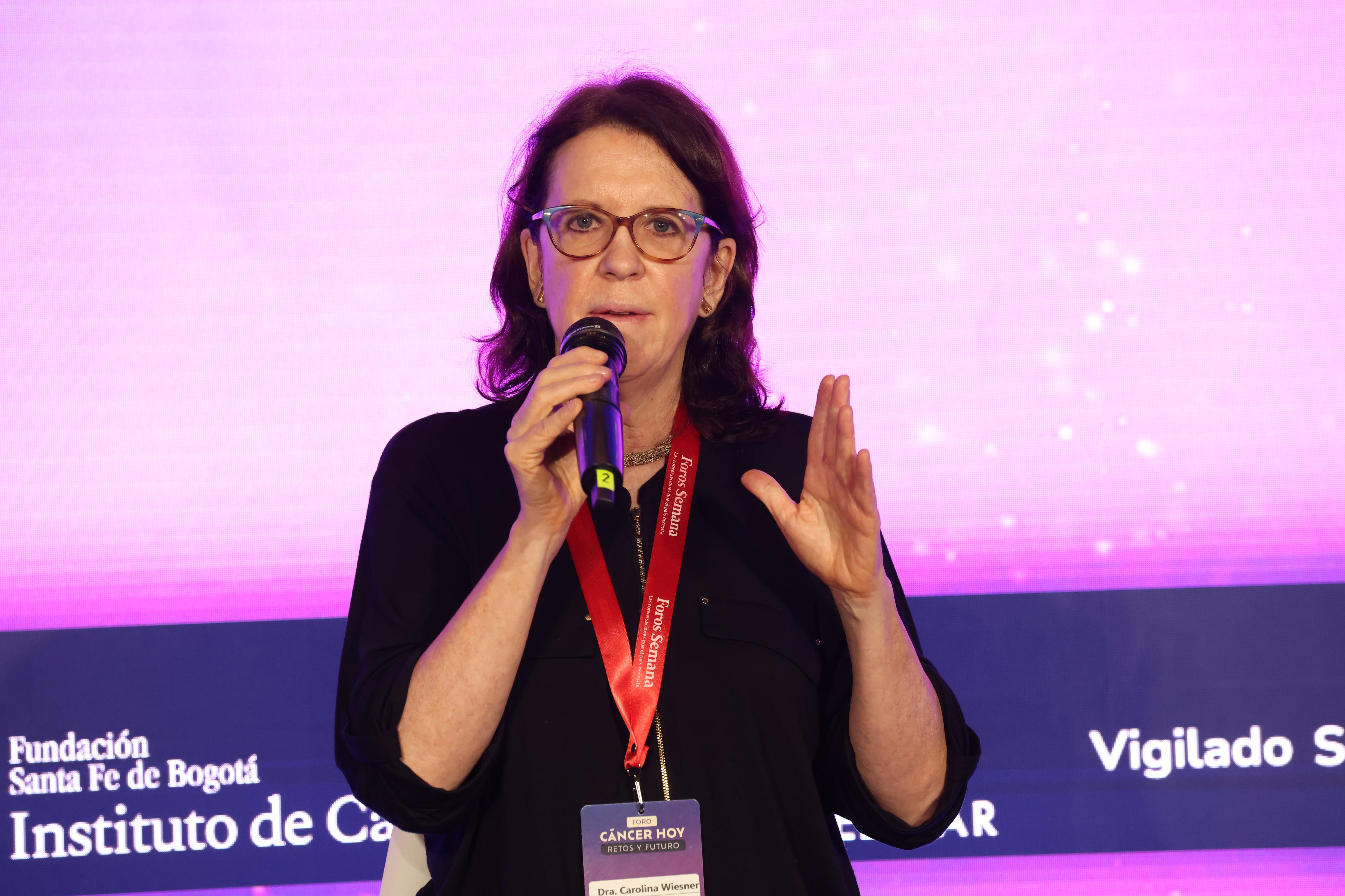 ENTREVISTA | Nuevas terapias en cáncer: ¿está Colombia lista para el futuro?
Dra. Carolina Wiesner
Directora general del Instituto Nacional de Cancerología.
Dra. Beatriz Wills
Médica oncóloga de la Fundación Santa Fe de Bogotá.
Modera: Gloribett Pardo, editora de salud de RCN Televisión