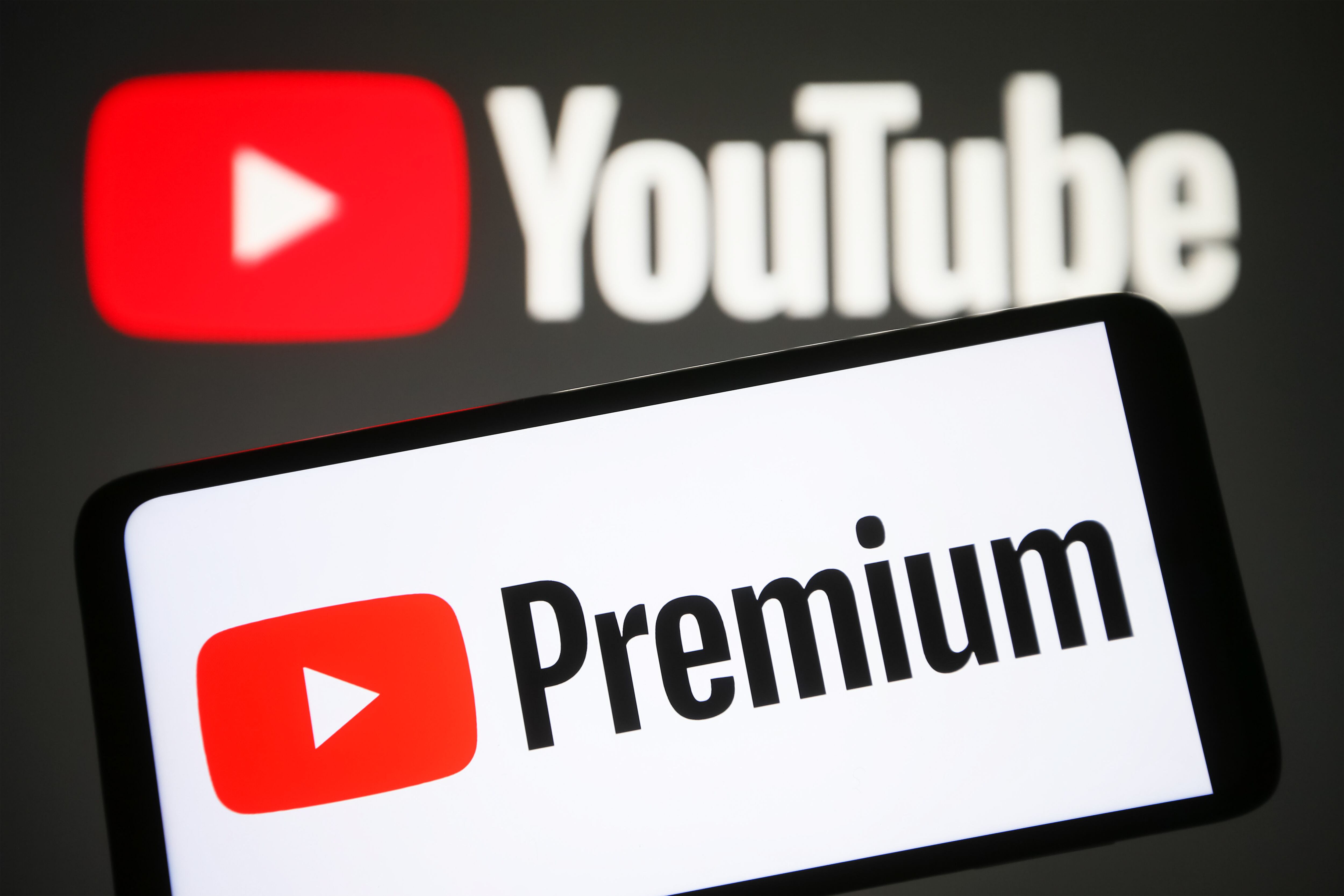 YouTube Premium permite ver videos sin anuncios publicitarios.