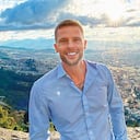 “Hay cosas que un gringo ya no aprende después de cierta edad”, dice Zach, quien, desde que vive en Cali, insiste en tomar clases de salsa.