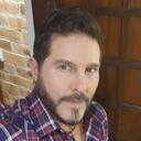 El actor ha brillado con su trabajo como presentador de televisión.