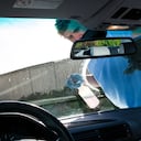 Para conservar el vidrio limpio y en óptimas condiciones, los expertos recomiendan seguir algunas prácticas sencillas.